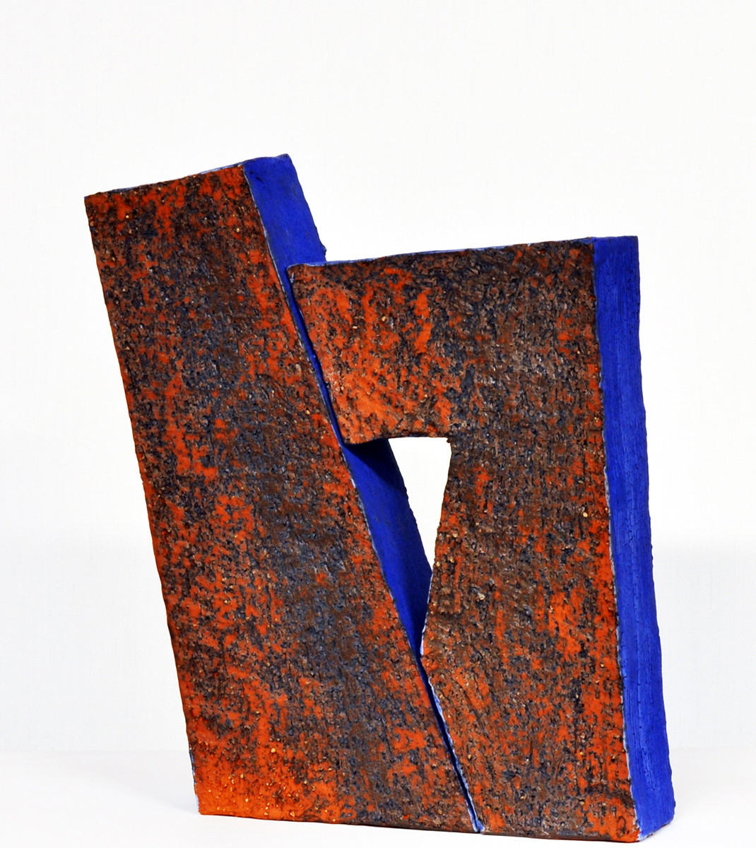 Colja de Roo + Leunend object, rood en blauw